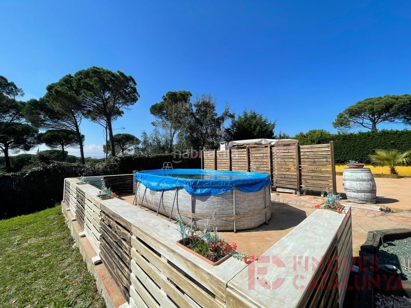 Foto b882e829-75d9-4250-83b1-882a196af523. Casa amb calefacció aparcament a Caldes de Malavella