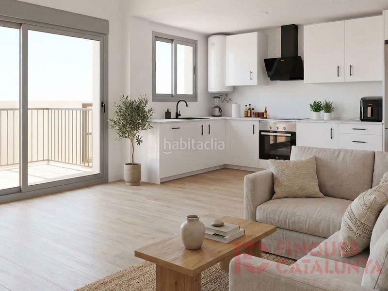 Foto c509a7b4-6ce7-4dc6-ac95-b0e78293fa2a. Pis amb aparcament a Centre Salt
