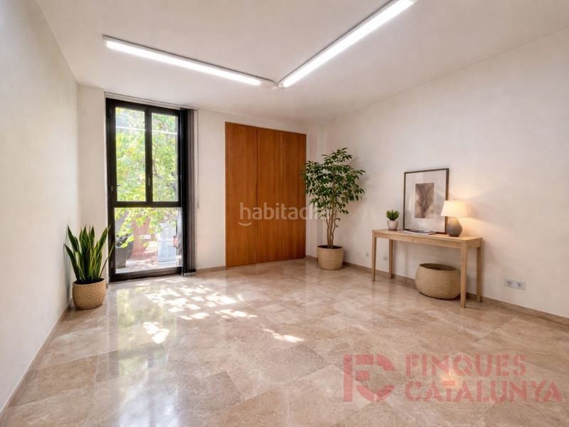 Foto af5faed9-d197-4495-b393-f39fbdb63a92. Piso pis molt lluminós de 110 m a Eixample Nord, ubicació privilegiada al centre en Girona