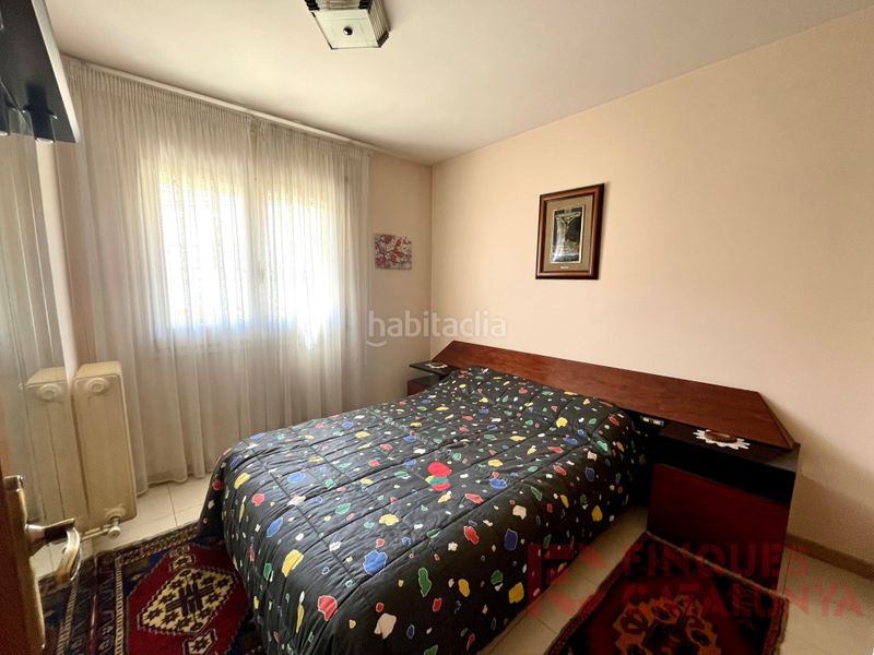 Foto 49431653-1385-40fe-b5a5-853dffdd94e7. Pis amb aparcament a Eixample Nord Girona