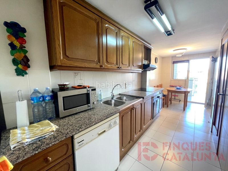 Foto f9d2fe01-11aa-4474-98df-98aac4eaa8eb. Pis amb aparcament a Eixample Nord Girona