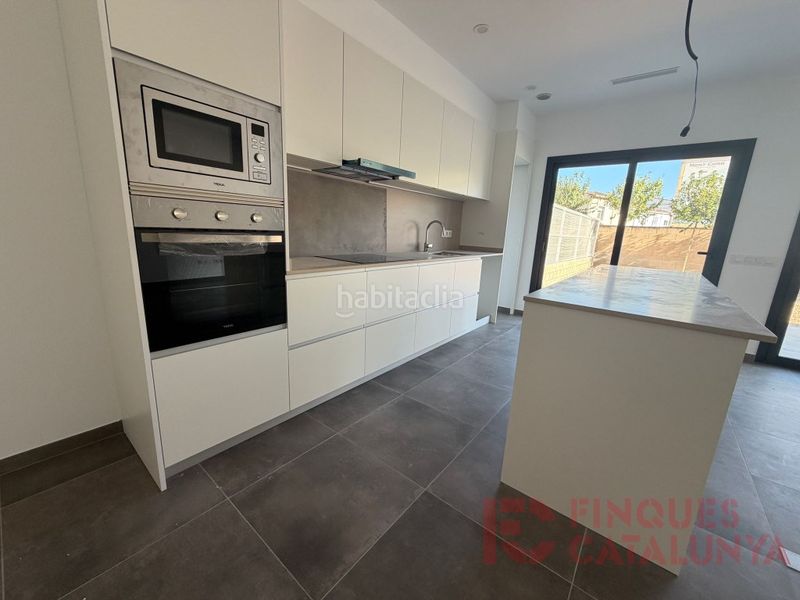 Foto 6e16a980-f42d-4e82-baf3-3b35a2a6e5c2. Casa amb aparcament a Sils