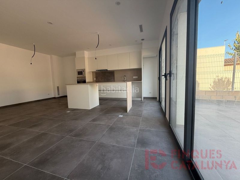 Foto aa3bdafb-f878-4f86-945c-82eb7ddf858a. Casa amb aparcament a Sils