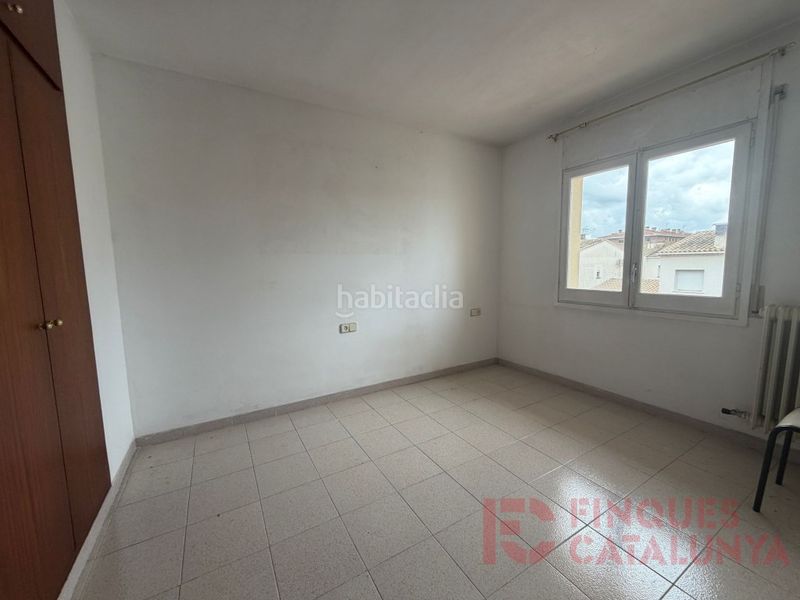 Foto 047a583d-11a1-4ec9-988e-f80ae7865f6b. Casa amb aparcament a Palau Girona