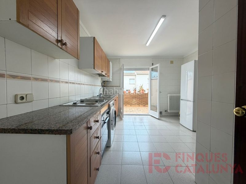 Foto 60597e29-73c9-4407-9b4e-5eab811be46b. Casa amb aparcament a Palau Girona