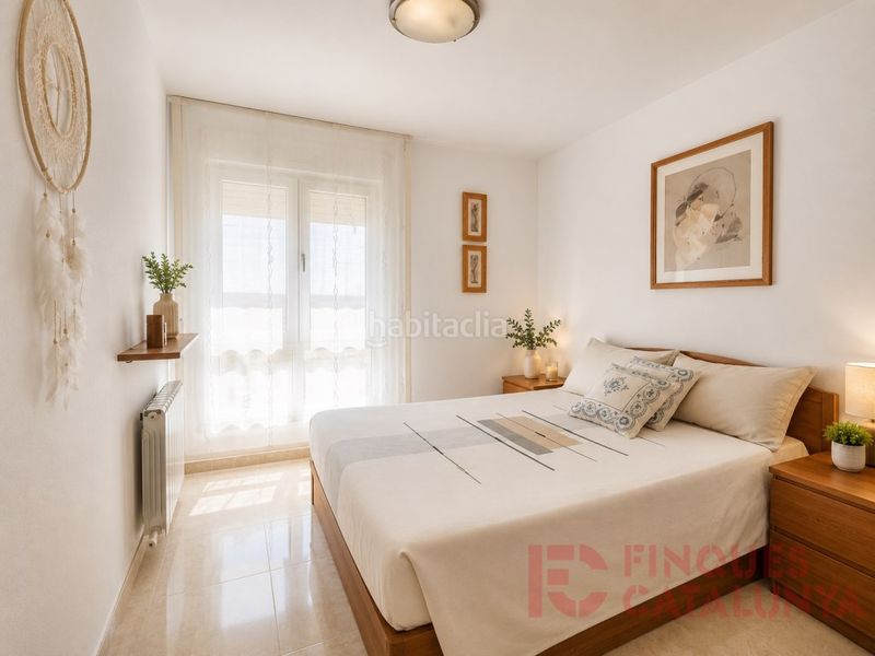Foto 840b38d5-7644-4c8c-b233-4a80824d0380. Pis amb aparcament a Montilivi Girona