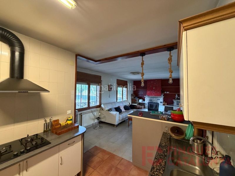 Foto dd27750a-fe17-48ae-bd06-4e4fc7cabda3. Casa amb aparcament a Caldes de Malavella
