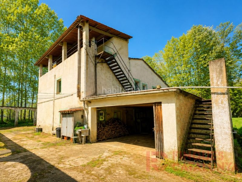 Foto 4d6a58e8-c669-45cc-8f4f-9d8d22d08482. Casa a Bescanó