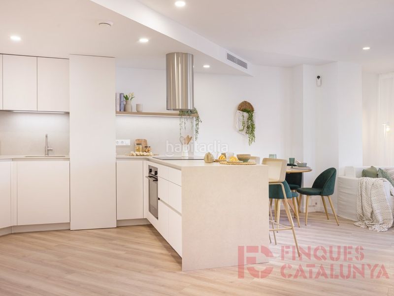 Foto ad7fa32d-520a-4850-af8d-3fe8999f38ed. Pis a Eixample Nord Girona