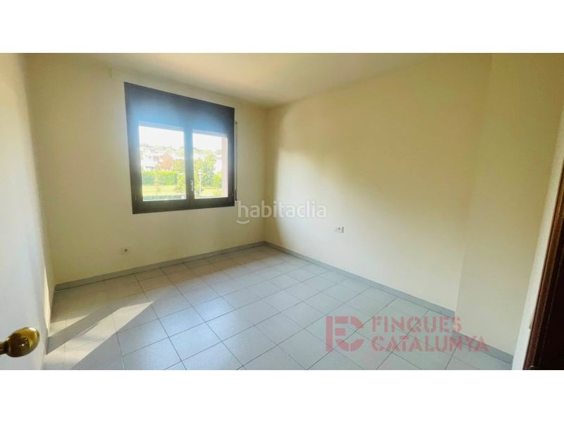 Foto 6808d156-fc57-45dd-ae7d-0a6c728182b5. Casa amb aparcament a Taialà - Germans Sabat Girona