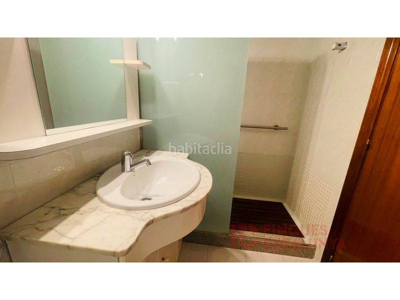 Foto a3559bbb-e69d-4e01-a86e-4ab191b68e78. Casa amb aparcament a Taialà - Germans Sabat Girona