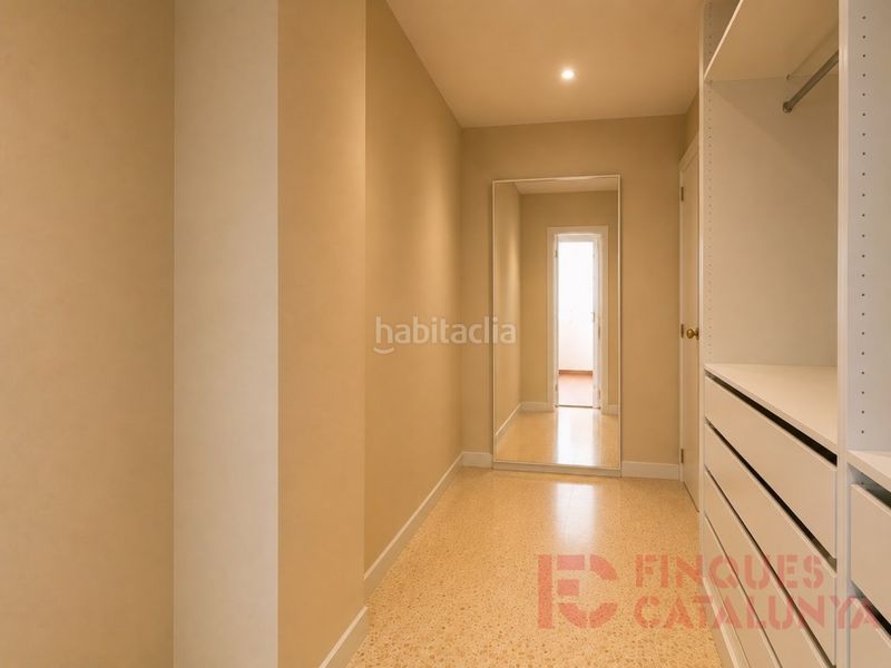 Foto 6afd5cd5-883d-486c-9c3e-37b782b68f89. Àtic a Sant Narcis Girona