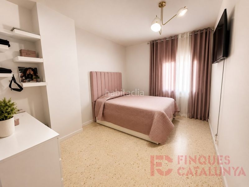 Foto 86b8e4ae-3c75-4595-81e5-984a28f861b9. Àtic a Sant Narcis Girona