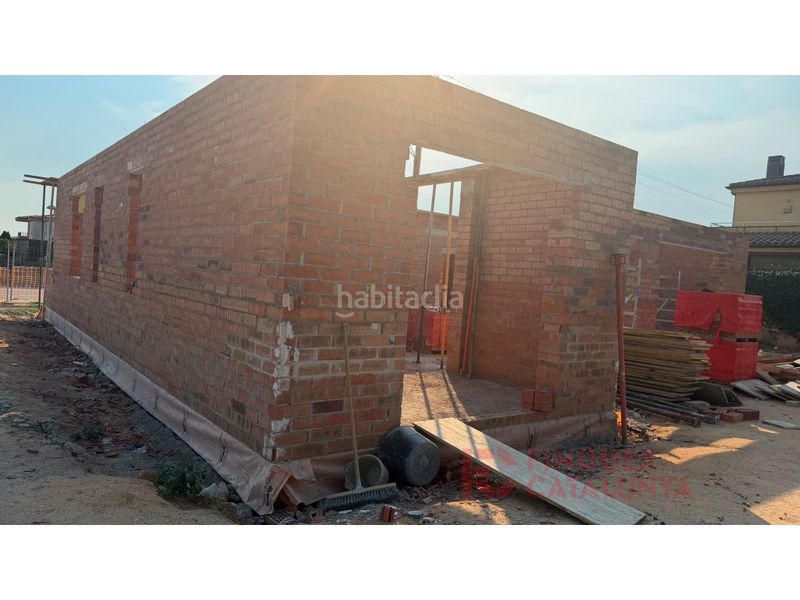 Foto 4965ccad-0b34-4483-88d5-888575f1deea. Casa amb aparcament a Sils
