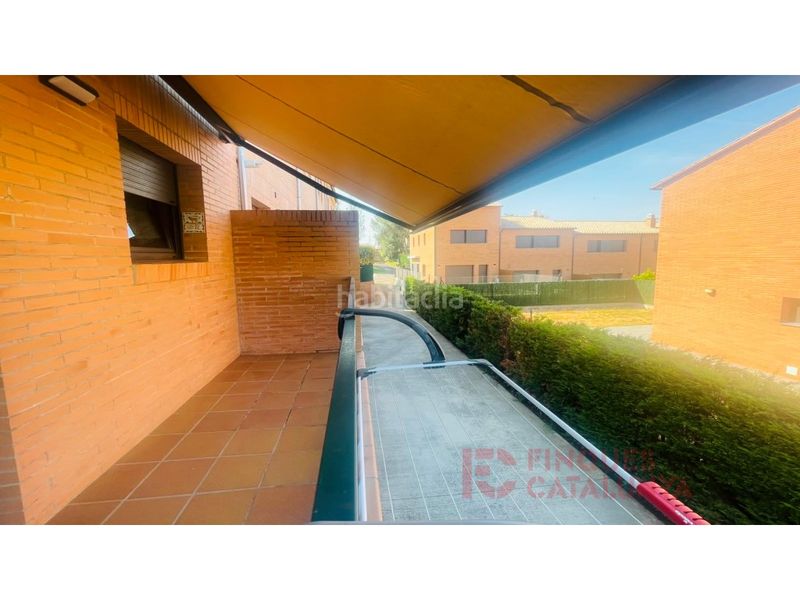 Foto cac3b5c9-2628-4679-a1df-e4dce14e4210. Casa amb aparcament a Cassà de la Selva