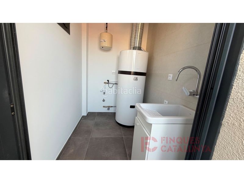 Foto b6441911-9156-4705-8030-ea84a3015246. Pis amb aparcament a Sils
