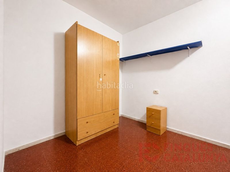 Foto 911beea1-a493-4fee-ad64-812cd54881c9. Pis amb calefacció aparcament a Eixample Nord Girona