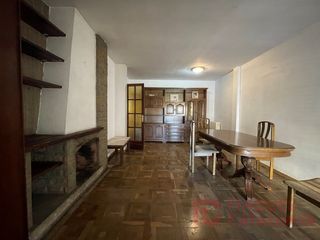 Piso  Calle barcelona. Amplitud, ubicació i infinites possibilitats al cor de girona