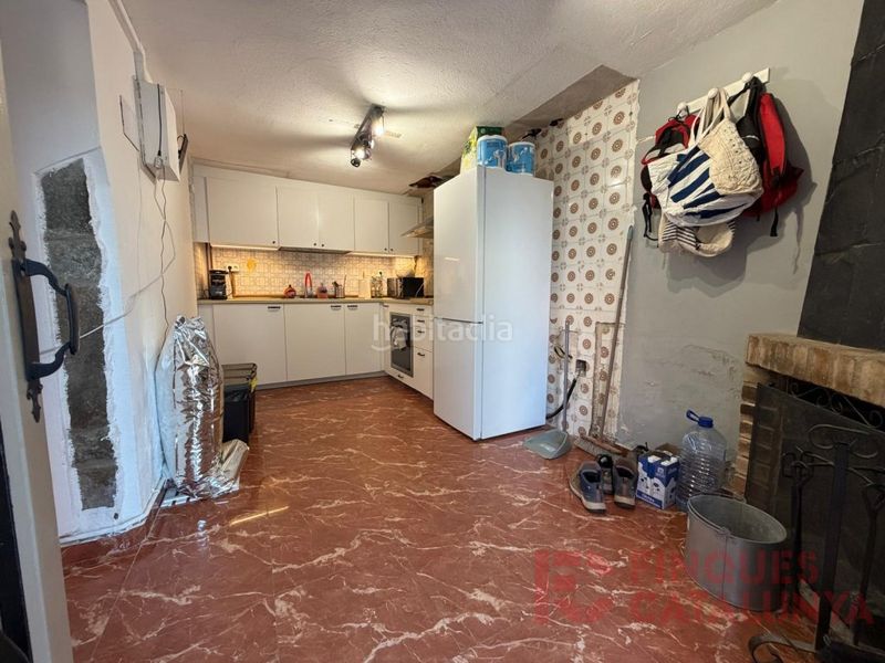 Foto f2fbfabd-1f30-4f94-bcd9-2da6a51b62de. Casa a Anglès