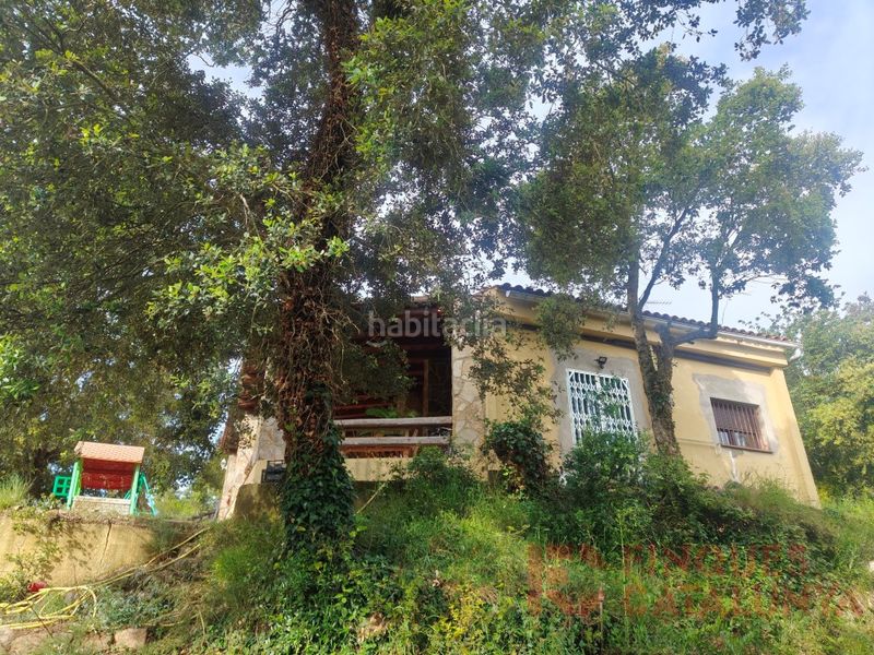 Foto a2643be4-d3f2-462e-b14a-25ad28ee03a5. Casa amb piscina a Aiguaviva Parc Vidreres