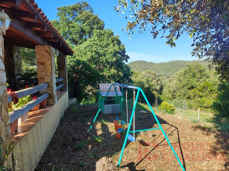 Foto ac94700a-bbe3-4517-bc9c-a1e8699d645e. Casa amb piscina a Aiguaviva Parc Vidreres