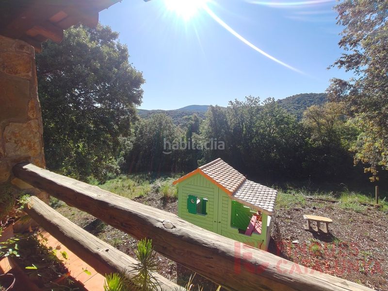 Foto bb0abd32-b5dc-4260-9552-7ed8cf08d0b7. Casa amb piscina a Aiguaviva Parc Vidreres