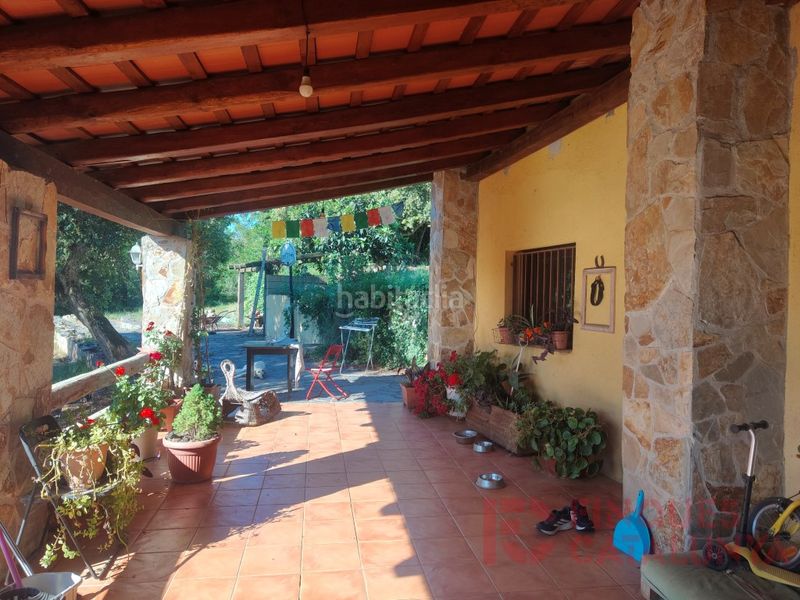 Foto e5d83323-e6c1-44ab-8fc3-ebcc52913f0b. Casa amb piscina a Aiguaviva Parc Vidreres