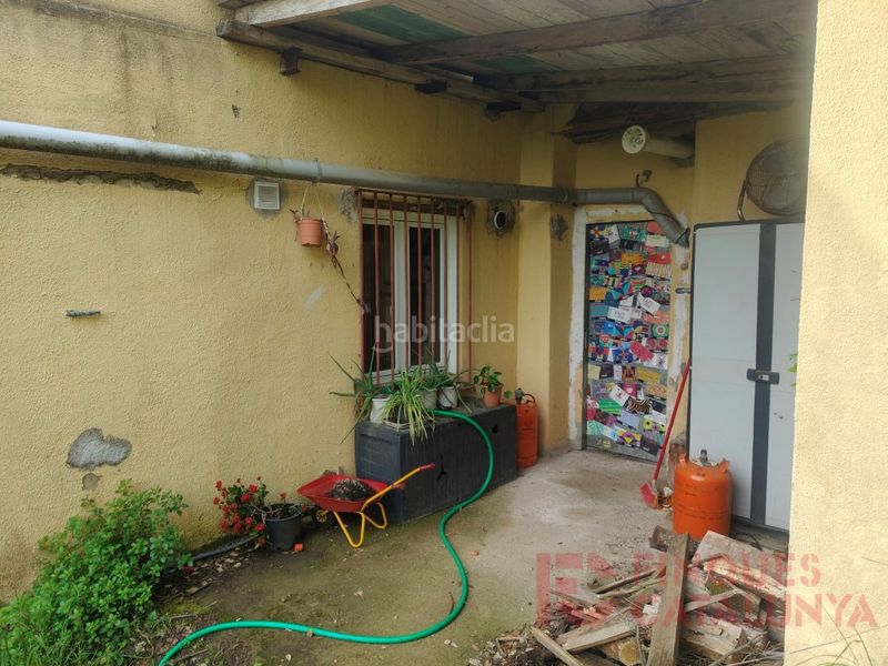Foto fb8da69c-6e31-4ee1-ae92-d1ba0e3b4383. Casa amb piscina a Aiguaviva Parc Vidreres