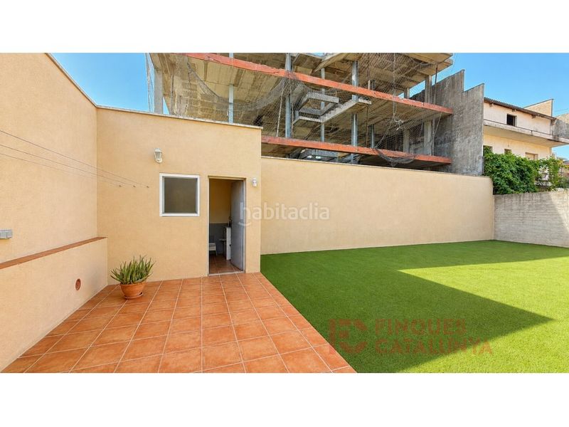 Foto 4429e6d6-cd21-44b7-af6a-25d54353768b. Casa amb aparcament a Vila - roja Girona
