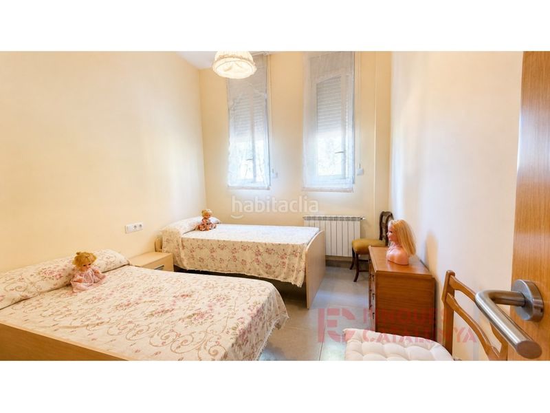 Foto 7fcf71ed-3646-48aa-bf55-a543c322f0f6. Casa amb aparcament a Vila - roja Girona