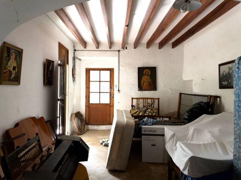 Foto d8a72b51-5bb0-423c-a8ff-56d8b87fd269. Casa amb aparcament a Muro