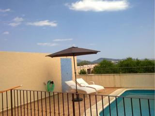 Casa adossada a Selva. Chalet adosado en venta en sol aires de muntanya