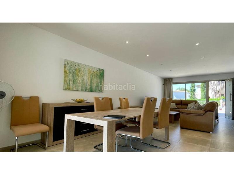 Foto 83c3491e-4bd4-430e-a3d6-c20b5d71ba28. Miete chalet mit parking pool in Muro