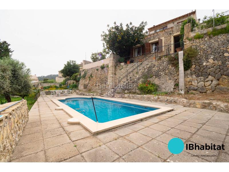 Foto 16a5de51-1e3f-49b1-8f14-6b4116b1b749. Casa amb piscina a Selva