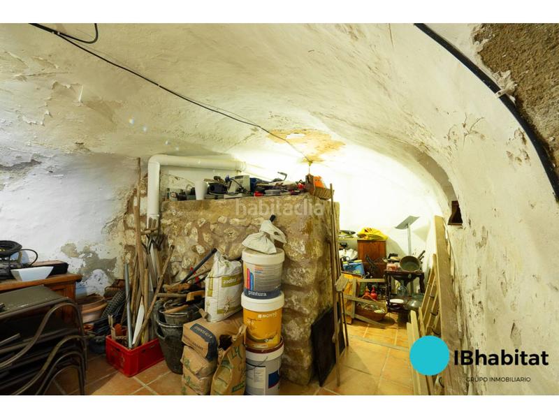 Foto 4b0bc3c8-6cb0-42ea-bdc1-3b6e63d0f083. Casa amb piscina a Selva