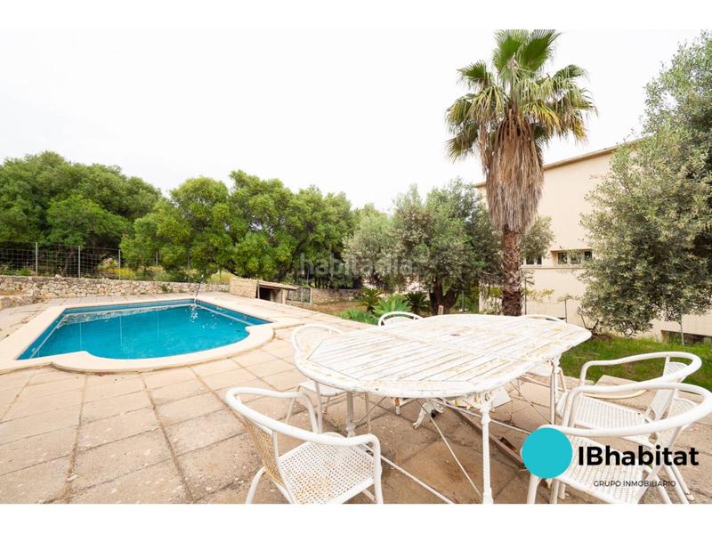 Foto ef8f17fd-7e97-46fb-9bdf-f46c3aa78753. Casa amb piscina a Selva