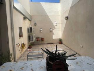 Appartement à Cristo Rey-Parque Europa. Moderna planta baja con gran terraza en zona tranquila  2 dormit