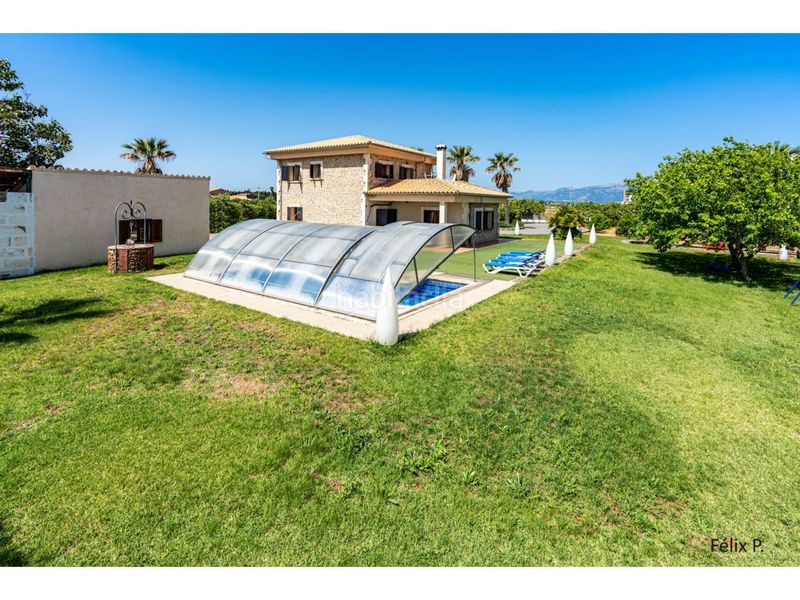 Foto e4b186af-36ae-4d99-a053-5c68c2e8088e. Xalet amb aparcament piscina a Muro