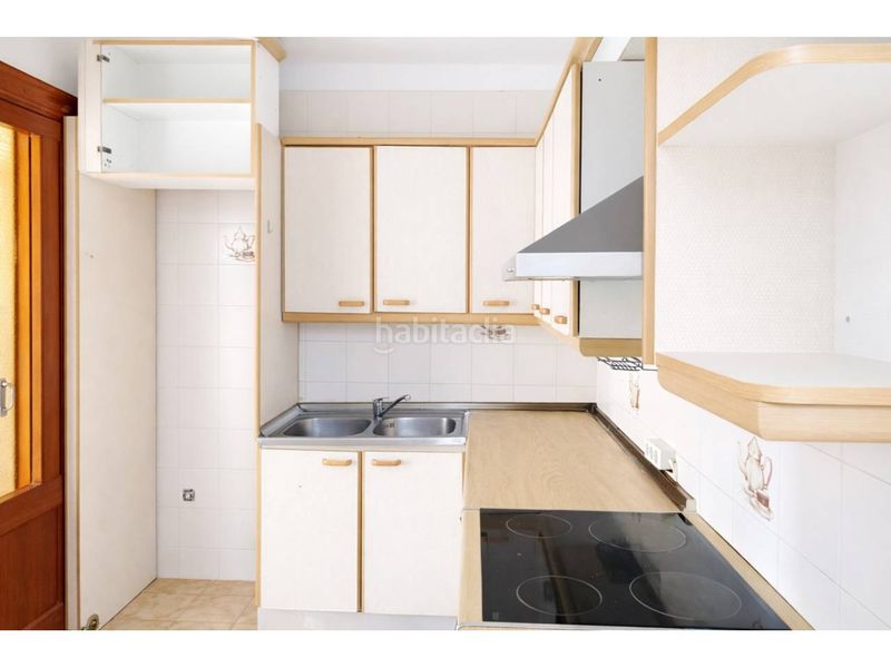 Foto 24a89f70-536d-4fa4-8112-bdce225d618d. Pis a port d´Alcúdia-platja dálcúdia Alcúdia