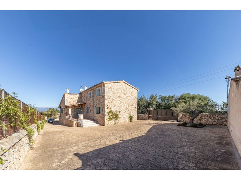 Foto 9bf22a67-fa71-4a76-a56d-d8df4618c3eb. Casa amb aparcament a Sineu