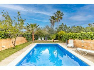 Casa adosada en Sa Pobla. Chalet adosado en venta en crestatx