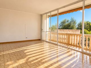Piso en Sa Pobla. Piso de 204 m con 4 dormitorios y terraza