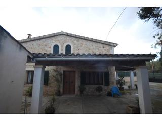 Country house in Costitx. Casa de campo con terreno