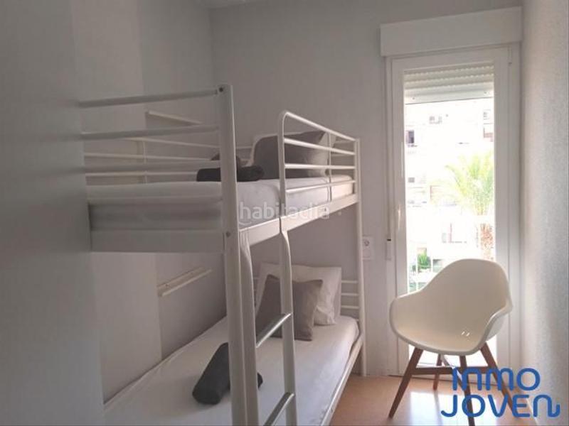 Foto dd5d8f9d-5257-42ce-8841-857f132522dc. Alquiler apartamento a-450 apartamento dúplex urbanización la colina ii 1º (no larga temporada) en Campello (el)