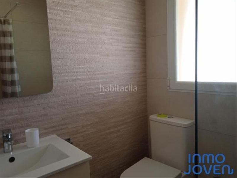 Foto 24ca591b-24de-4a32-b1f4-019d0b0c1ca0. Lloguer apartament amb aparcament piscina a Playa Muchavista Campello (el)