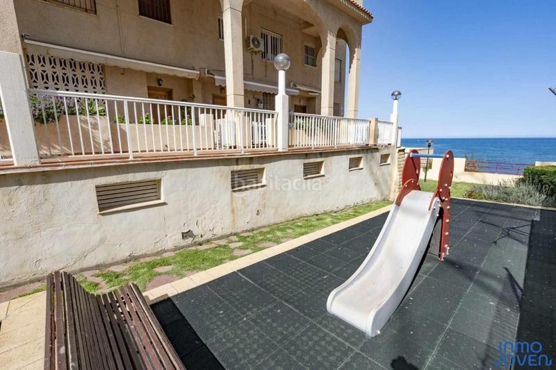 Foto b6a8a881-6e0a-480b-b66d-ad5ab49c3e92. Location appartement avec parking piscine dans Playa Muchavista Campello (el)