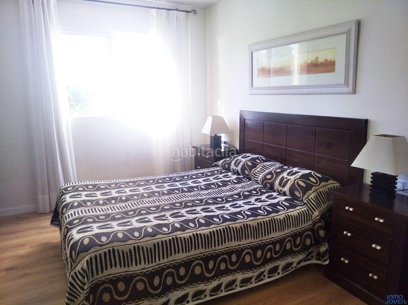 Foto 2010b558-02b1-4c6f-b8d7-65a584c6c77b. Rent apartment with heating pool in Playa Muchavista Campello (el)