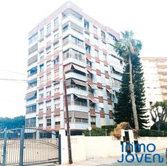 Apartament  Carrer de jacinto benavente. Apartamento en playa muchavista 5