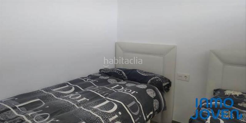 Foto 50754c7e-9176-4e81-8ae6-927b296f96b9. Lloguer apartament amb piscina a Playa Muchavista Campello (el)