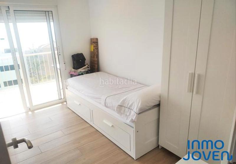 Foto 17c3f929-38b0-4d67-8ecd-7bdb4296e880. Alquiler apartamento  edificio colao 2º (no larga temporada) en Campello (el)